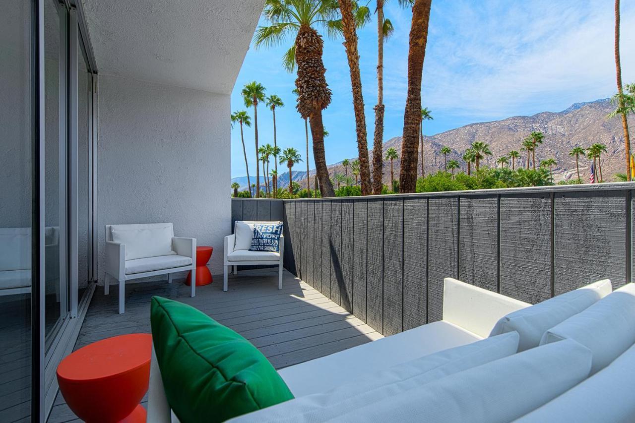 The Twist Palm Springs Hotel Exterior foto